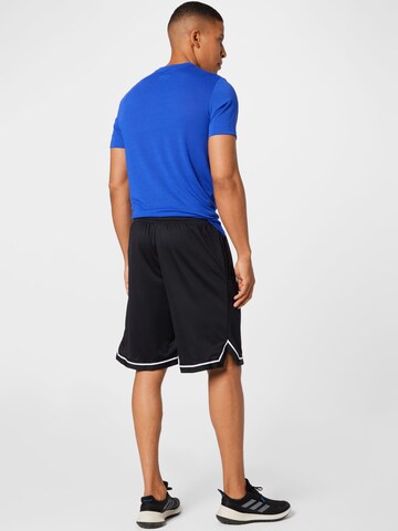 Reebok Regular Sportshorts in Schwarz