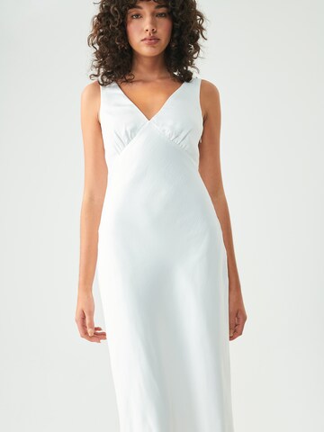 Robe 'KIRBY' St MRLO en blanc