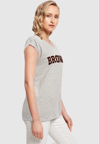 Merchcode Shirt 'Brown University - Script' in Grijs