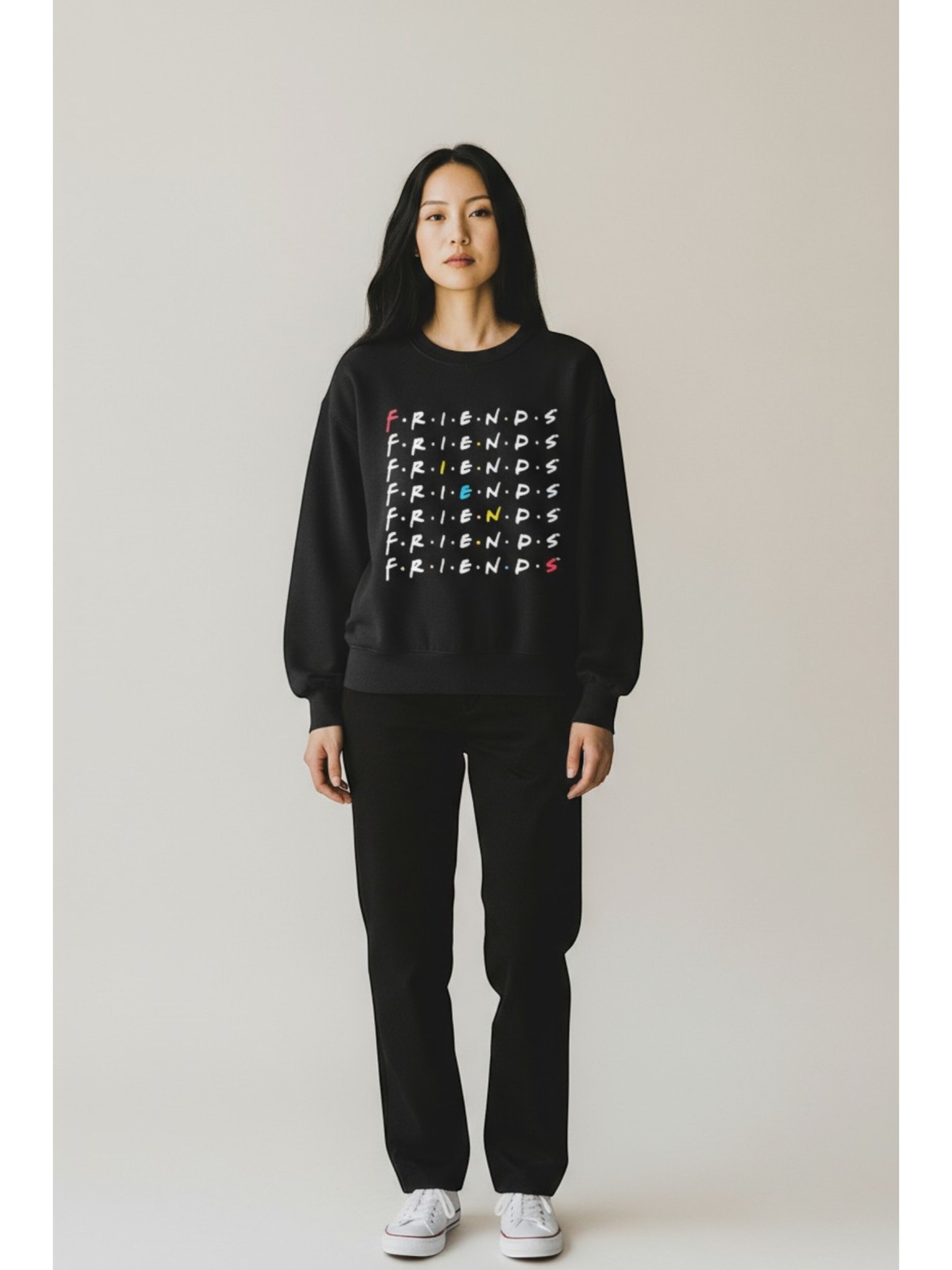 Warner Bros Sweatshirt 'Friends' in Black