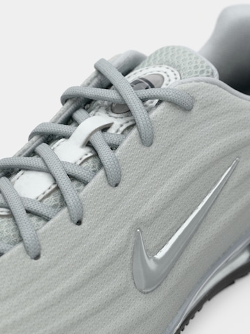 Baskets basses 'SHOX Z' Nike Sportswear en argent