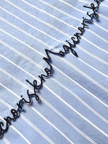 Gonna 'Blusenrock mit Saumstickerei "No Risk No Magic"' di LIKS. Munich in blu