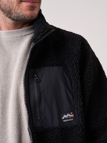 Deeluxe Übergangsjacke‌‌ in Schwarz