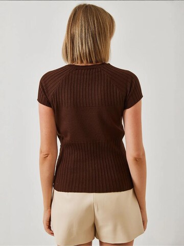 Pullover di Bianco Lucci in marrone