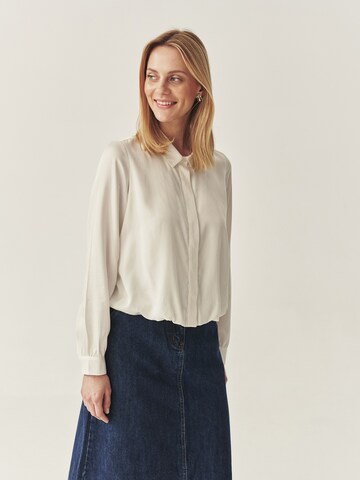 TATUUM Blouse 'Karen' in White: front