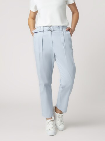 regular Pantaloni con pieghe '3UC003' di Quiosque in blu: frontale