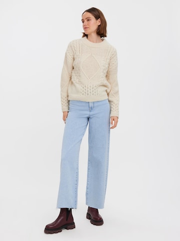 VERO MODA Sweater 'Gabriela' in White