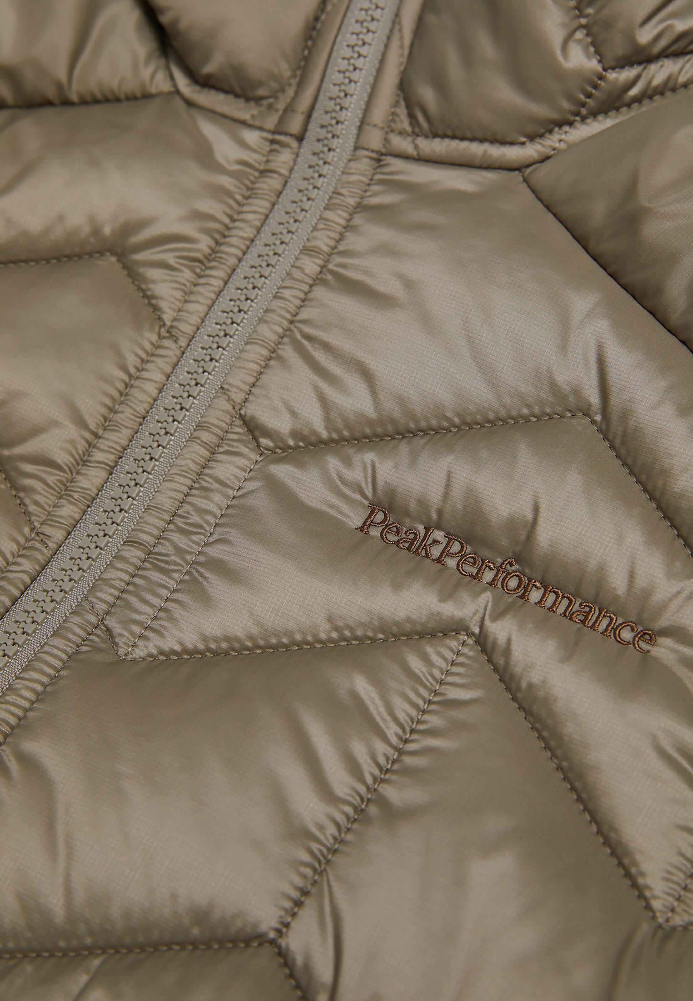 PEAK PERFORMANCE Steppjacke in Braun