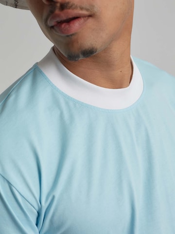 T-Shirt 'Gian' ABOUT YOU x Benny Cristo en bleu