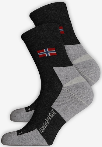 NANGAPARBAT Socks in Grey: front