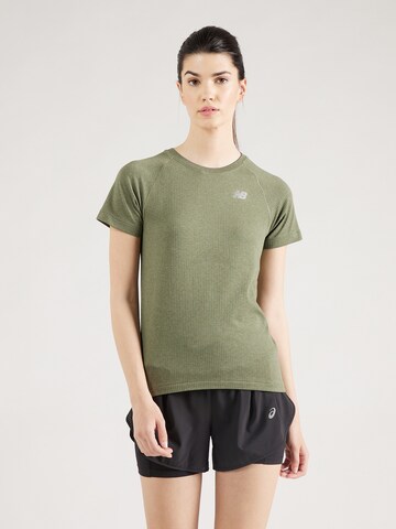 T-shirt fonctionnel new balance en vert : devant