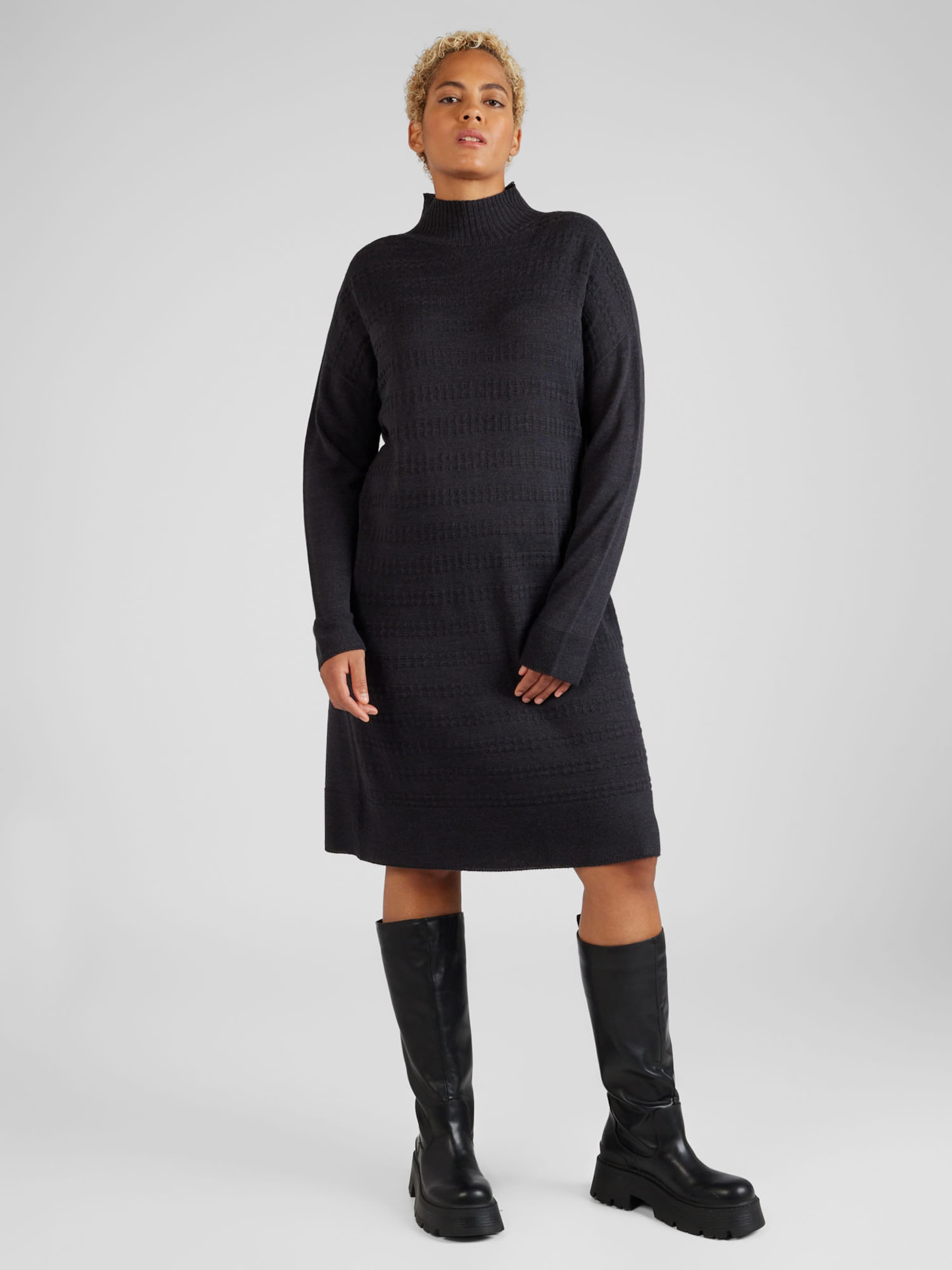 Marina rinaldi robes hotsell