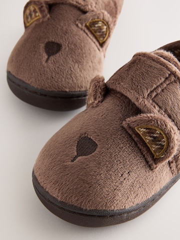 Next - Zapatillas de casa en marrón