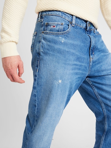 Regular Jean 'ISAAC RELAXED TAPERED' Tommy Jeans en bleu