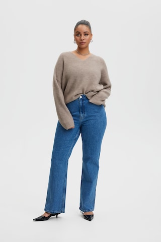 Gestuz Flared Jeans 'Lucie' in Blue