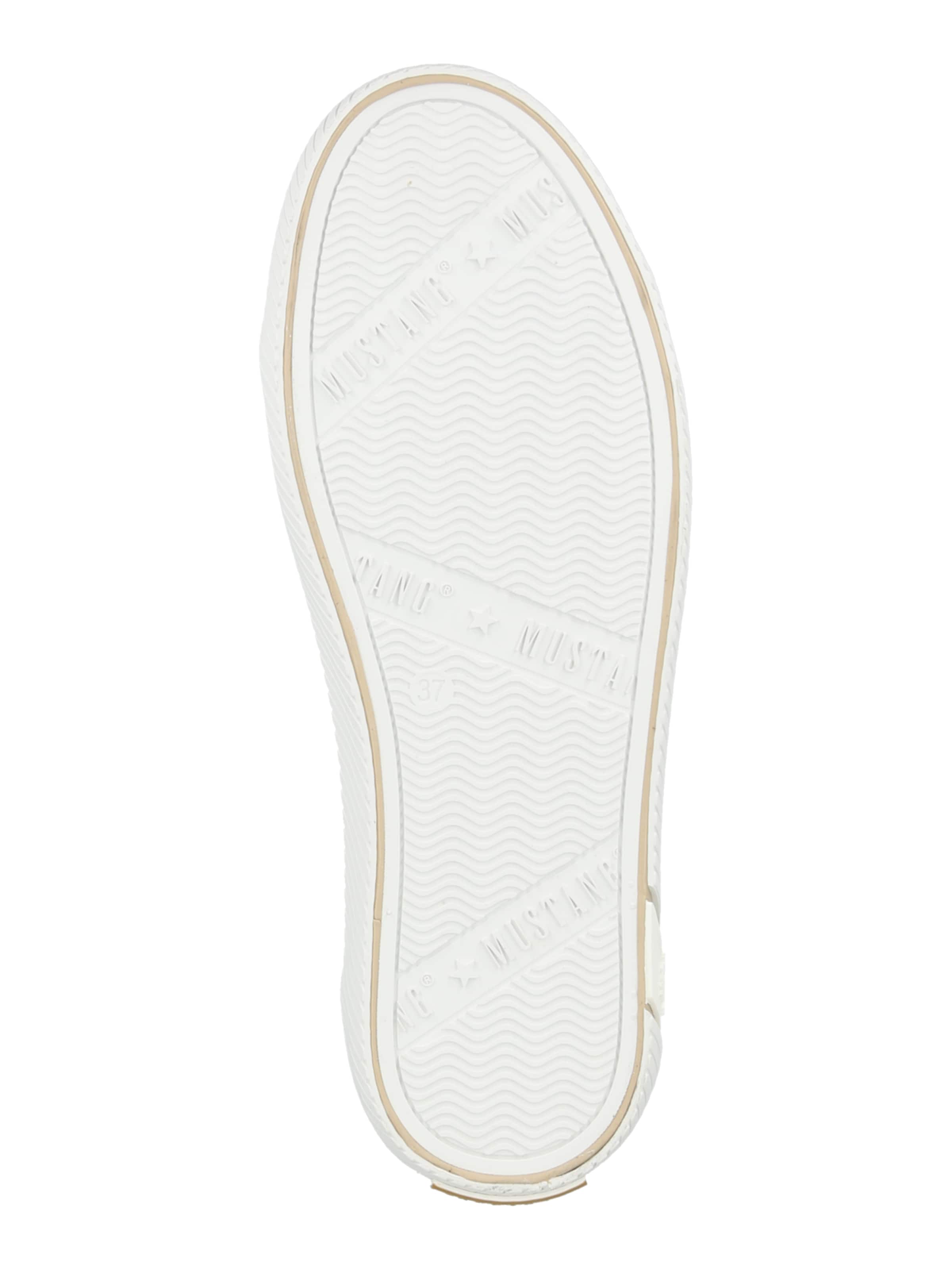 MUSTANG Низкие кроссовки в Золотой