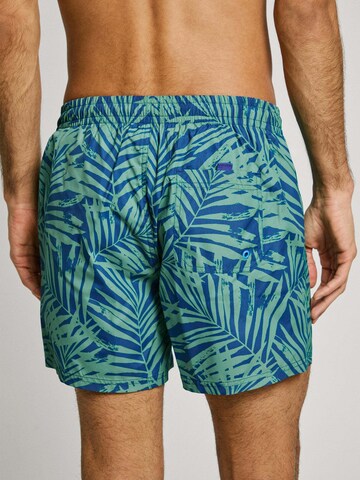 Pepe Jeans Badeshorts 'LEAF' in Grün