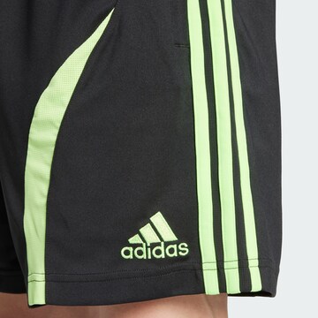 Loosefit Pantalon 'Teamgeist Adicolor' ADIDAS ORIGINALS en noir