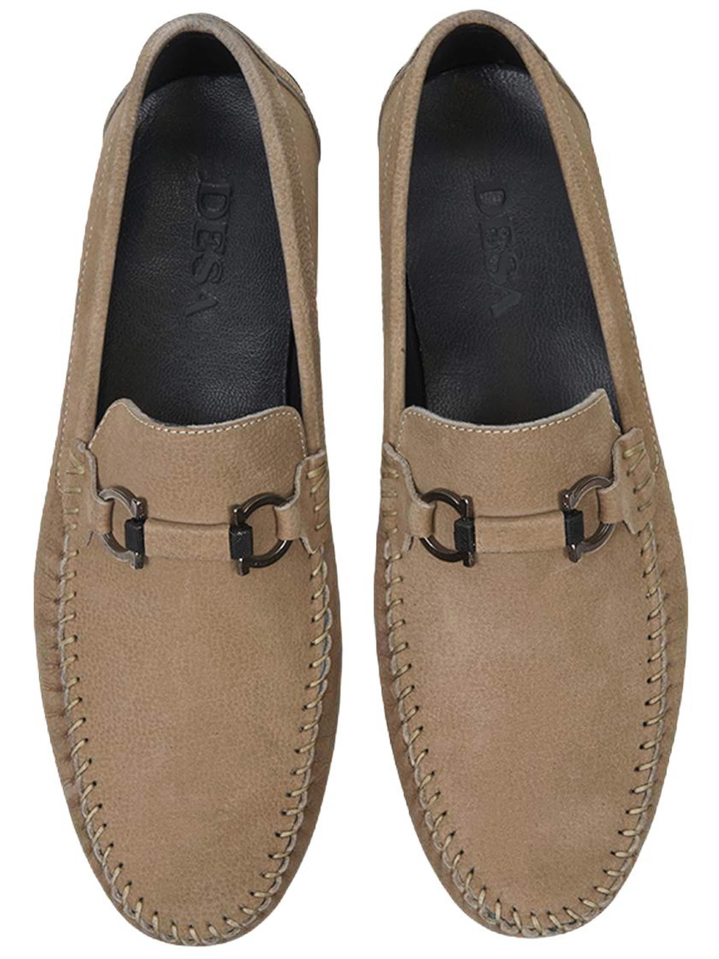 Chaussure basse Desa en beige
