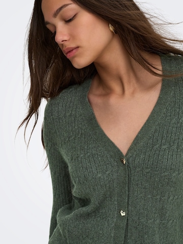 Cardigan 'ONLKATIA' ONLY en vert