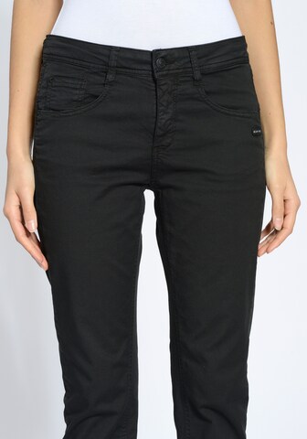 Gang Slimfit Jeans '94Amelie' in Schwarz