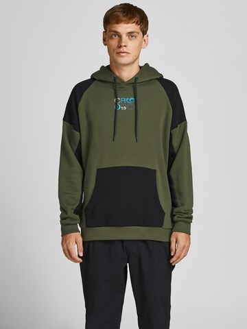 JACK & JONES Суичър в зелено: отпред