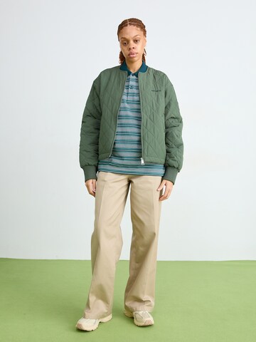 Carhartt WIP Átmeneti dzseki 'Elma' - zöld