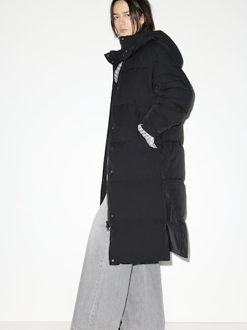 Pull&Bear Wintermantel in Zwart