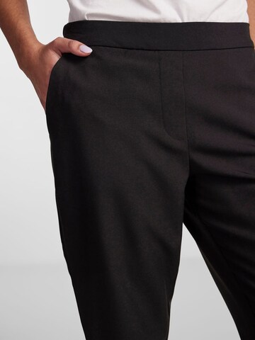 PIECES Normalny krój Spodnie 'PCBOSELLA' w kolorze czarny