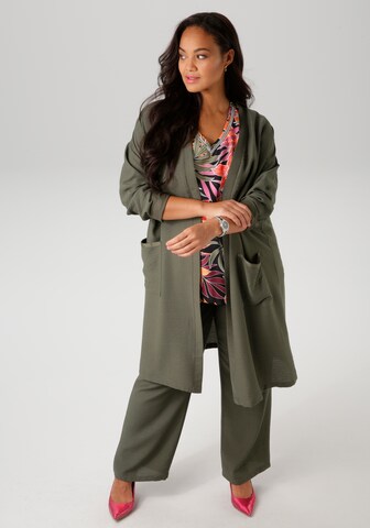 Aniston Summer Coat in Green: front