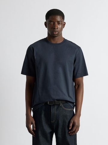 Burocs Shirt in Blue: front