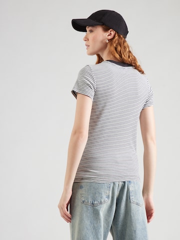 LEVI'S ® Тениска 'ESSENTIAL' в черно