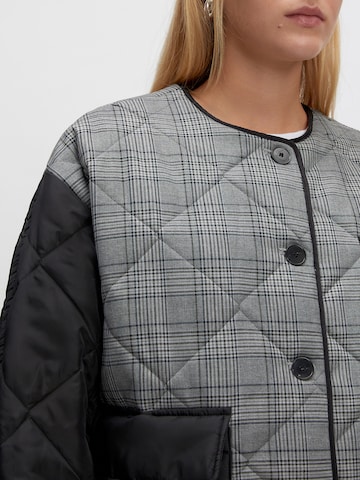 EDITED Between-Season Jacket 'Nalu' in Grey
