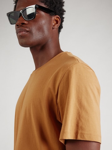 T-Shirt 'SLHAspen' SELECTED en marron