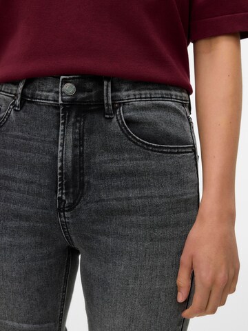 VERO MODA Flared Jeans 'VMGigi' in Grijs
