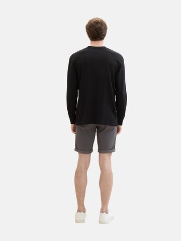 TOM TAILOR - Slimfit Pantalón chino en gris