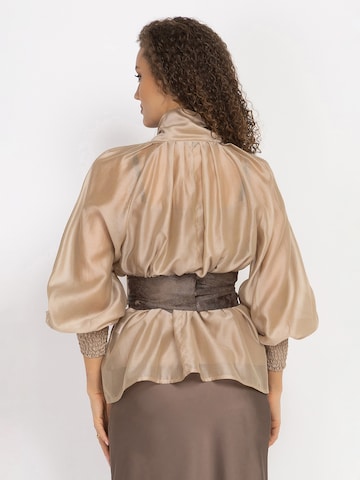 JIORO Blouse 'ESSENTIALS' in Beige