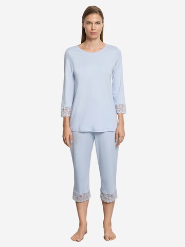 Hanro Pyjama 'Moments' in Blauw: voorkant