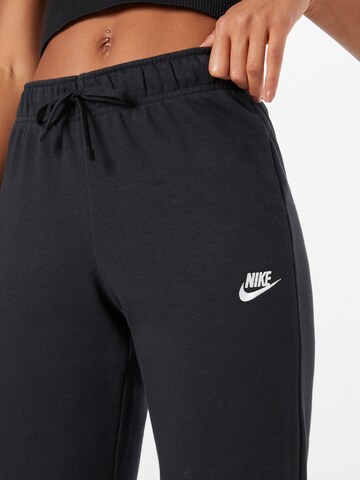 Nike Sportswear Slimfit Kalhoty – černá