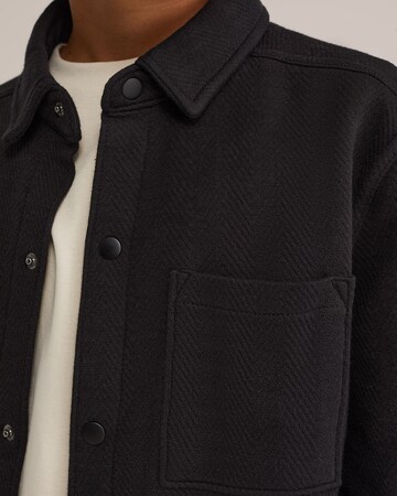 WE Fashion Regular fit Button Up Shirt in Black