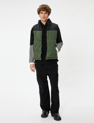 Koton Vest in Green