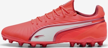 Chaussure de foot 'King Ultimate' PUMA en rouge : devant