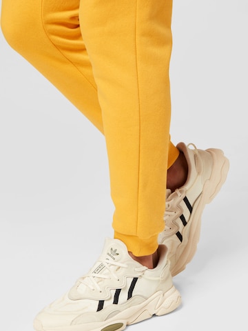 Only & Sons Tapered Pants 'Ceres' in Yellow