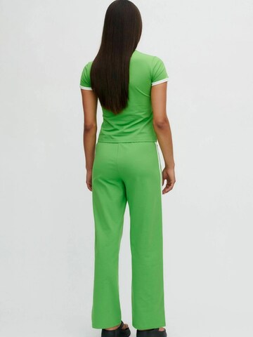 Résumé Regular Trouser ' FlaviaRS ' in Grün