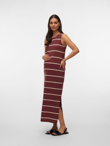 Rochie 'VMMDina' de la Vero Moda Maternity pe roșu: față