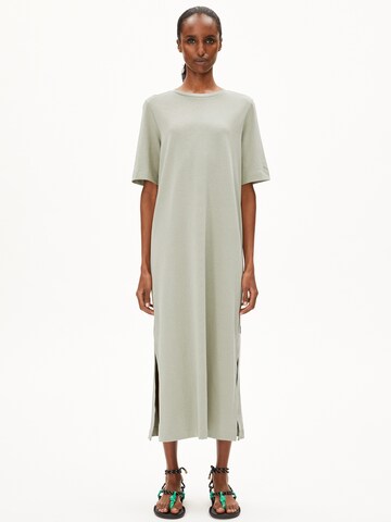 Robe ARMEDANGELS en vert
