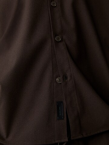Pull&Bear Comfort fit Overhemd in Bruin