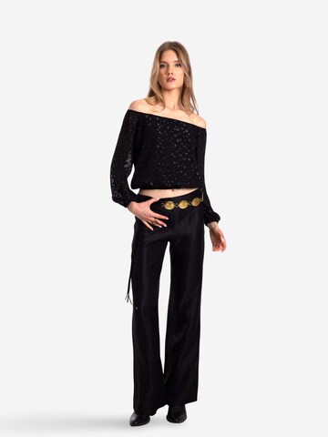 THE-ARE - Blusa em preto