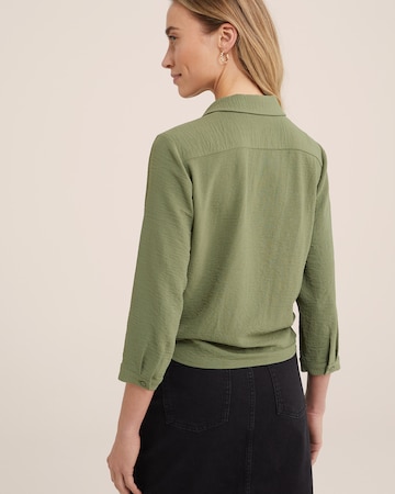 WE Fashion Blouse in Green