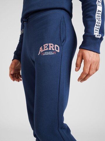 AÉROPOSTALE Zúžený Sportovní kalhoty 'ATHLETIC' – modrá